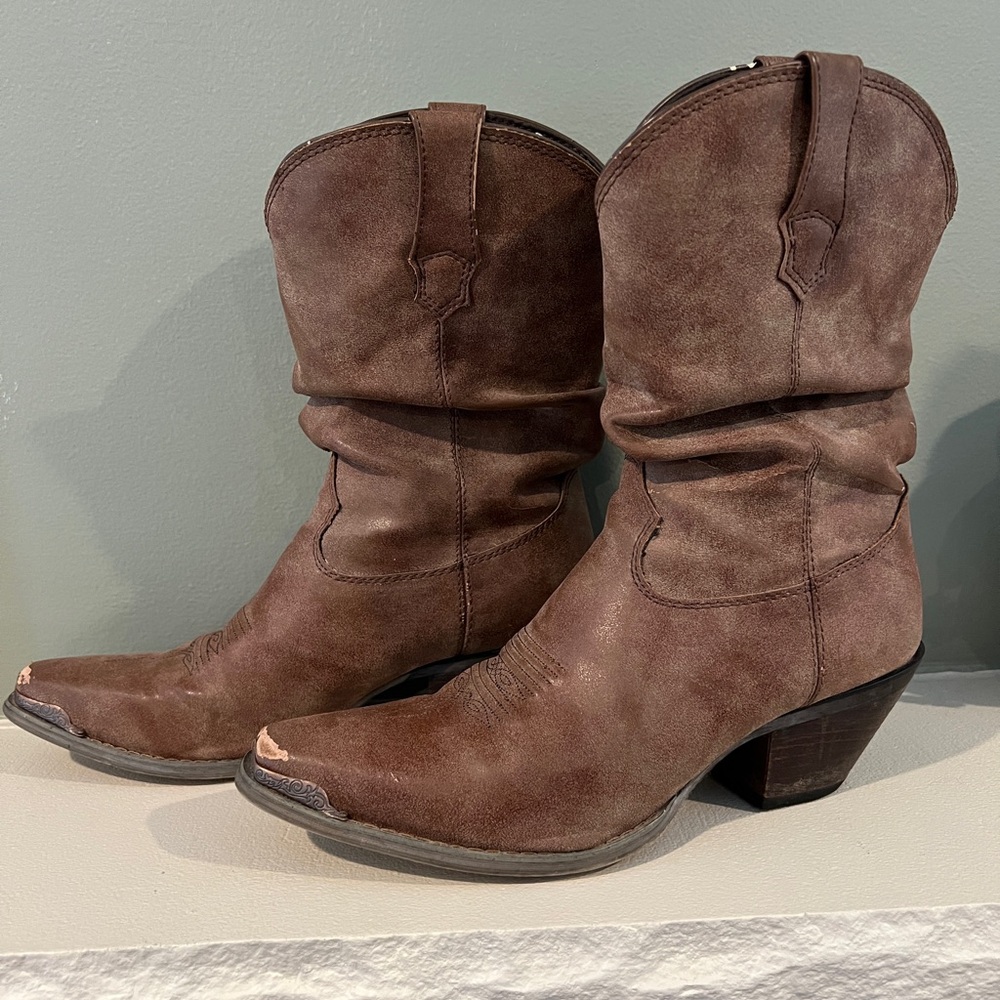 Durango Rustic Brown Heeled Boots